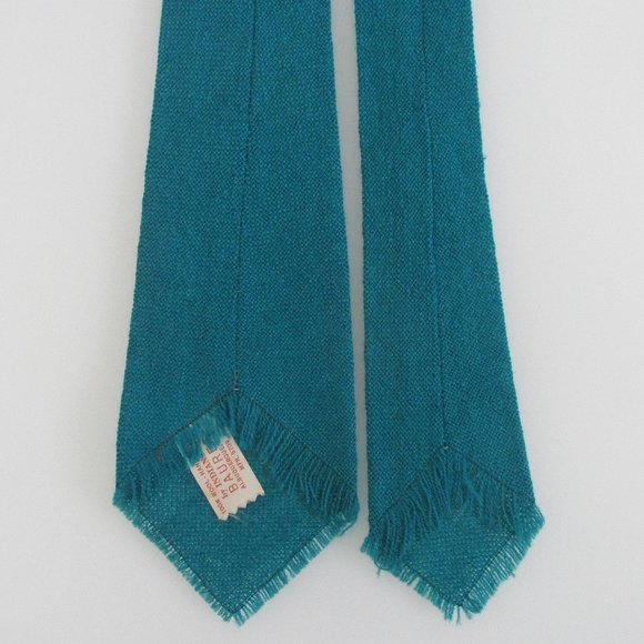 American Indians Vintage Hand-Loomed Wool Fringed Tie - Picture 3 of 4